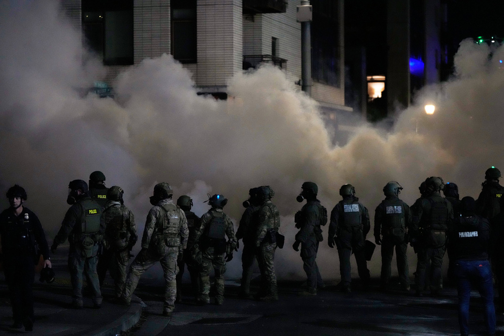 Judge temporarily blocks Trump administration from deploying troops in Portland